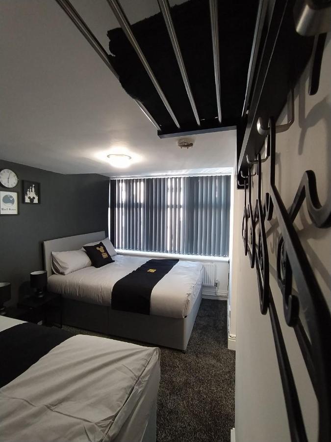 Black Ocean Holiday Apartments Blackpool Exteriör bild