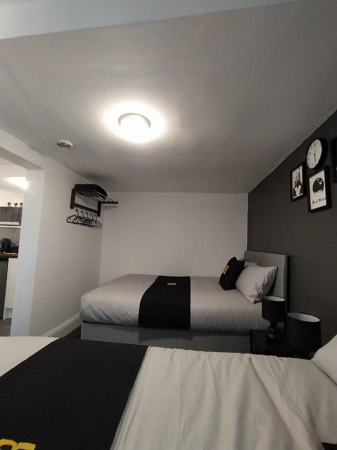 Black Ocean Holiday Apartments Blackpool Exteriör bild