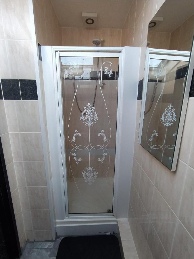 Black Ocean Holiday Apartments Blackpool Exteriör bild