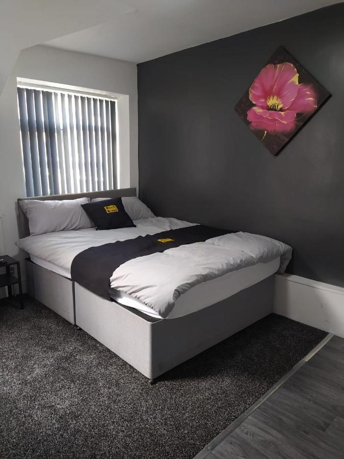 Black Ocean Holiday Apartments Blackpool Exteriör bild