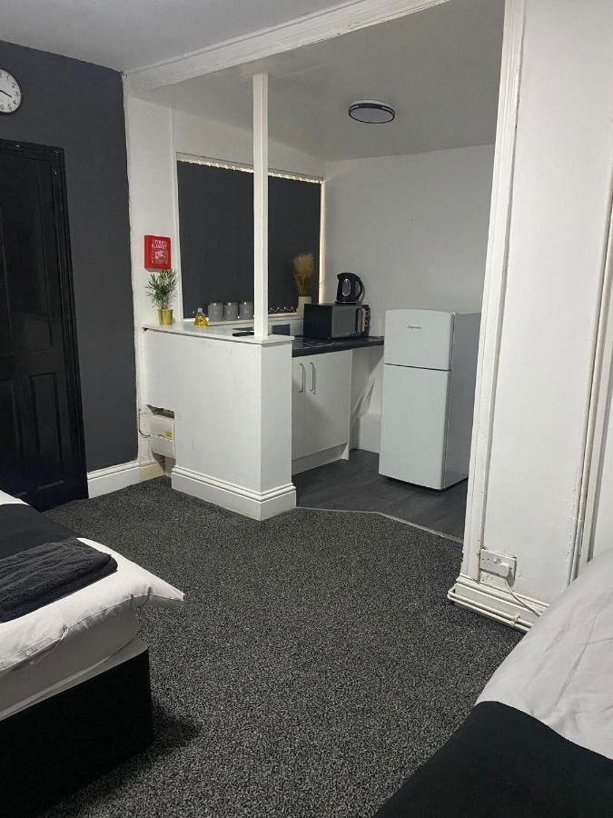 Black Ocean Holiday Apartments Blackpool Exteriör bild