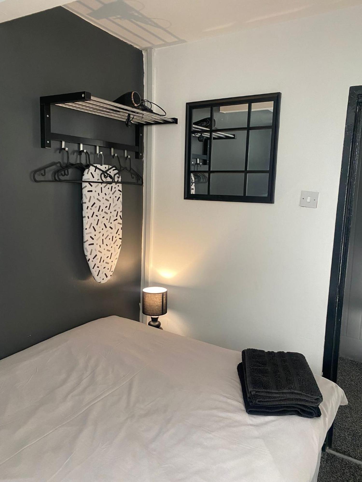 Black Ocean Holiday Apartments Blackpool Exteriör bild
