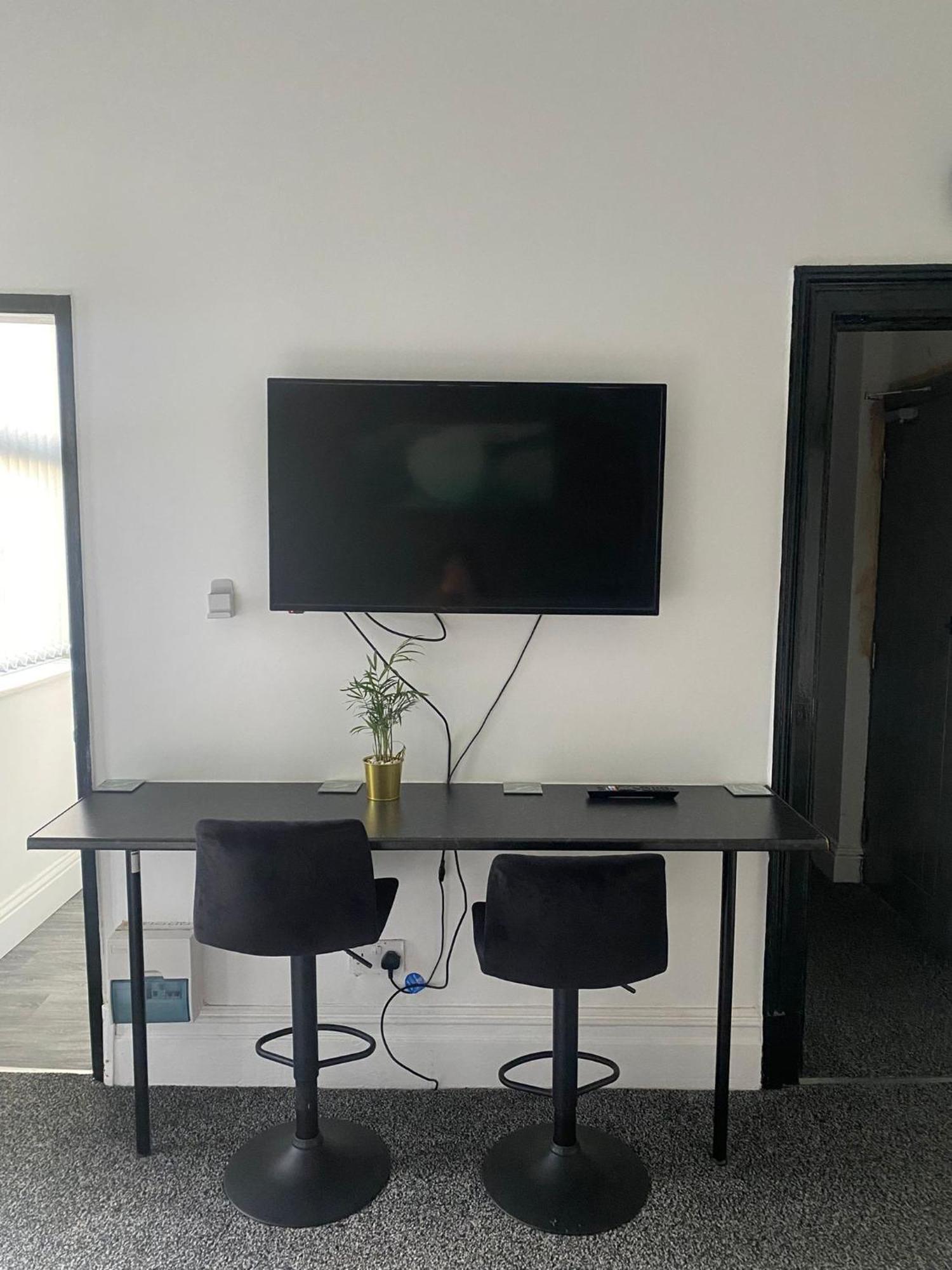 Black Ocean Holiday Apartments Blackpool Exteriör bild